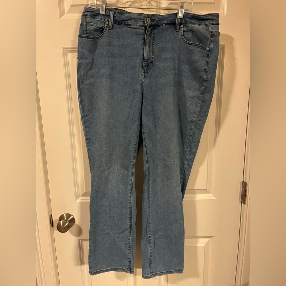 Talbots Flawless High Waist Straight Leg stretch Jeans